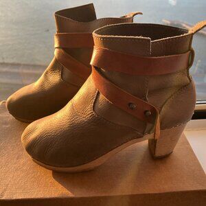 BRYR - VINTAGE - ABILENE CLOG ANKLE BOOT - HIGH HEEL - OLIVE - SIZE: 9 / 39 GUC